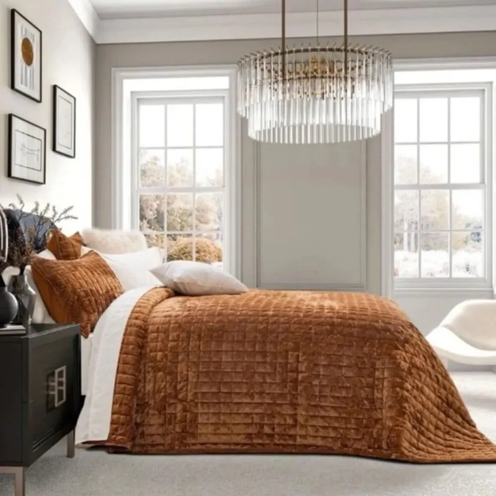 🆕 Rust Amber Velvet King Quilt Set Coverlet Luxury Bedding Comforter
